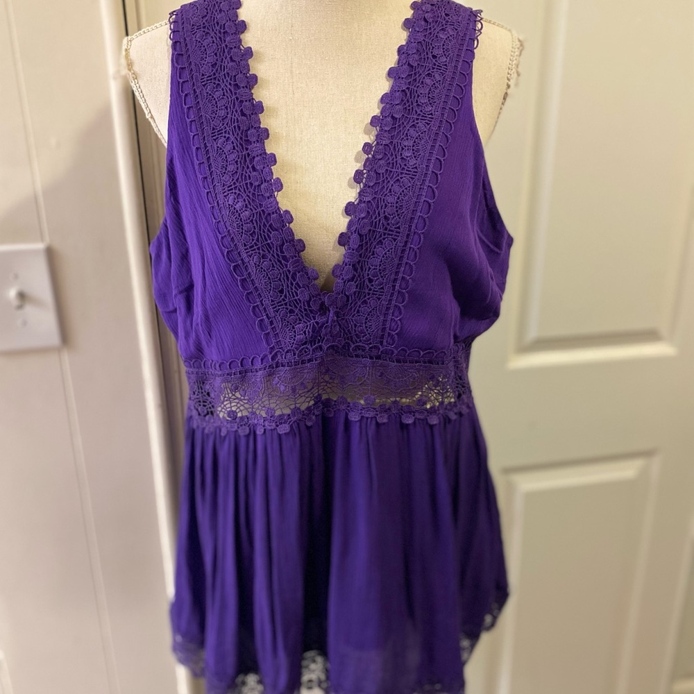 Venus purple deep V front and back with lace embroidered tunic top SZ 16